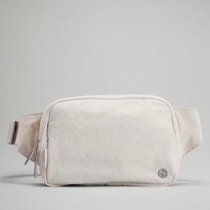 Lululemon Everywhere Belt Bag Large 2L